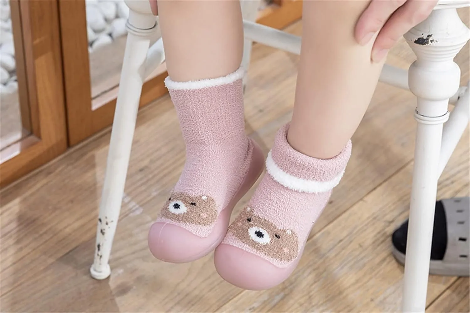 First Walking Shoes Baby Shoes Boys Girls Non Slip Soft Sole Sneakers Lightweight Infant Slip-On Sneakers