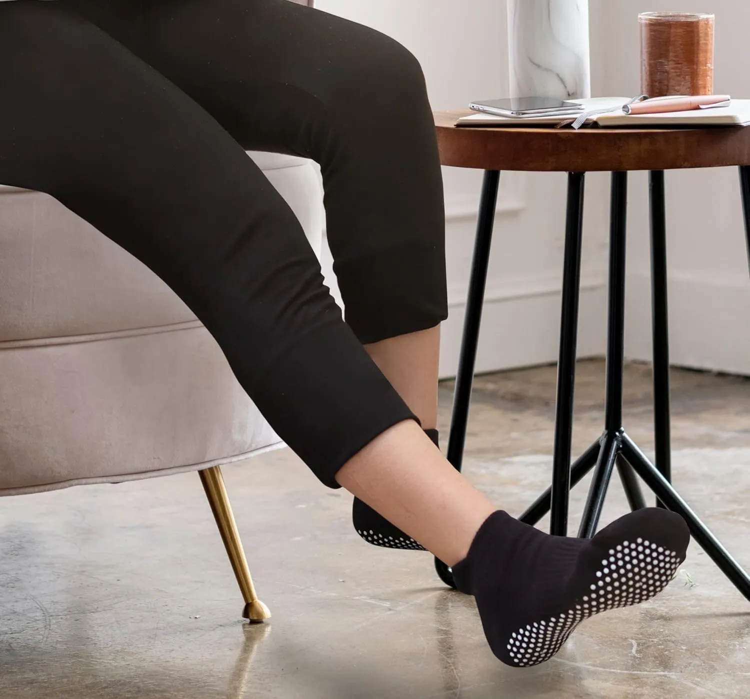 RATIVE Anti Slip Non Skid Barre Yoga Hospital Pilates Socks with Grips for Women Men